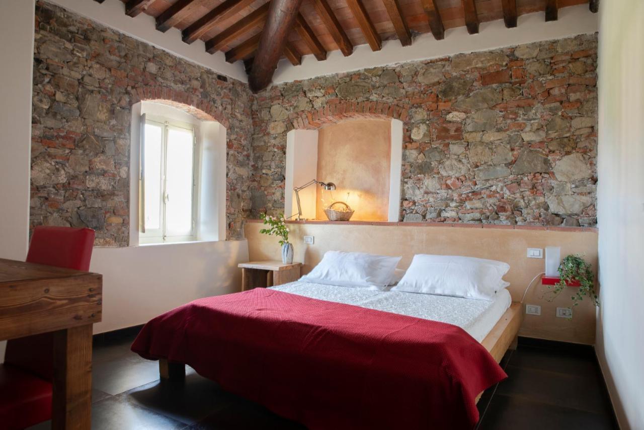 Un Angelo Alla Mia Tavola Sarzana Exterior photo